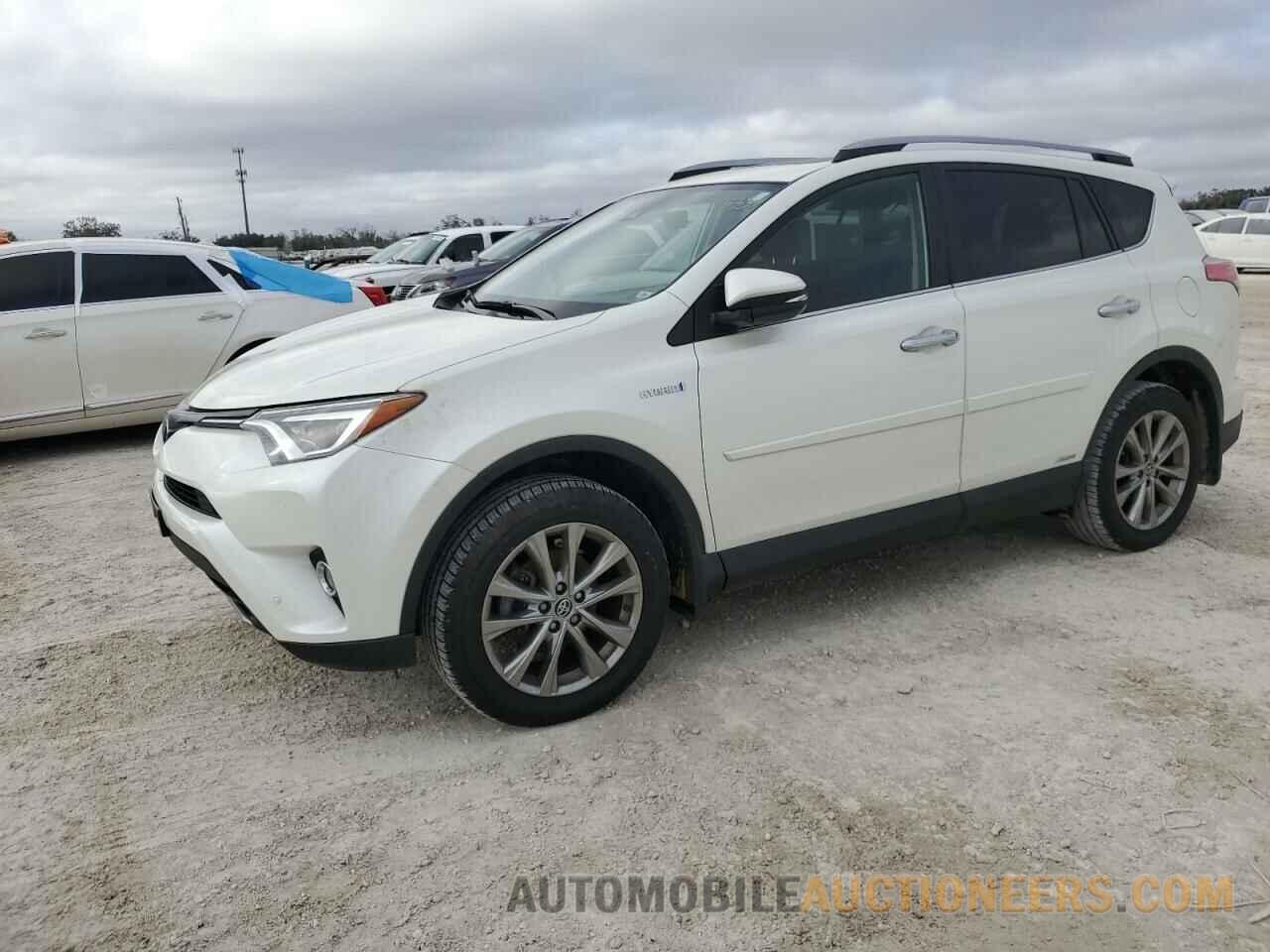 JTMDJREV5HD072064 TOYOTA RAV4 2017