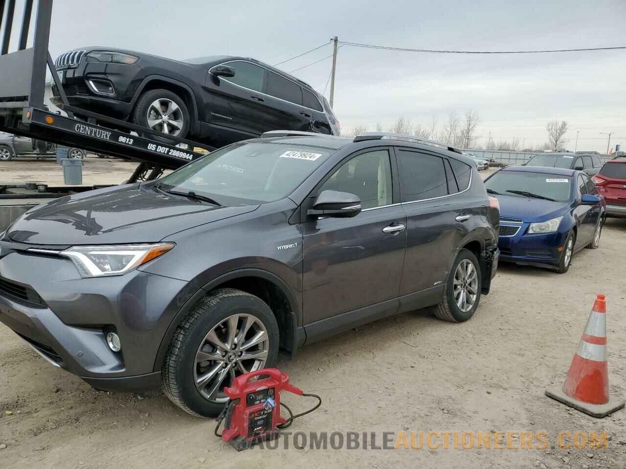 JTMDJREV5JD252733 TOYOTA RAV4 2018