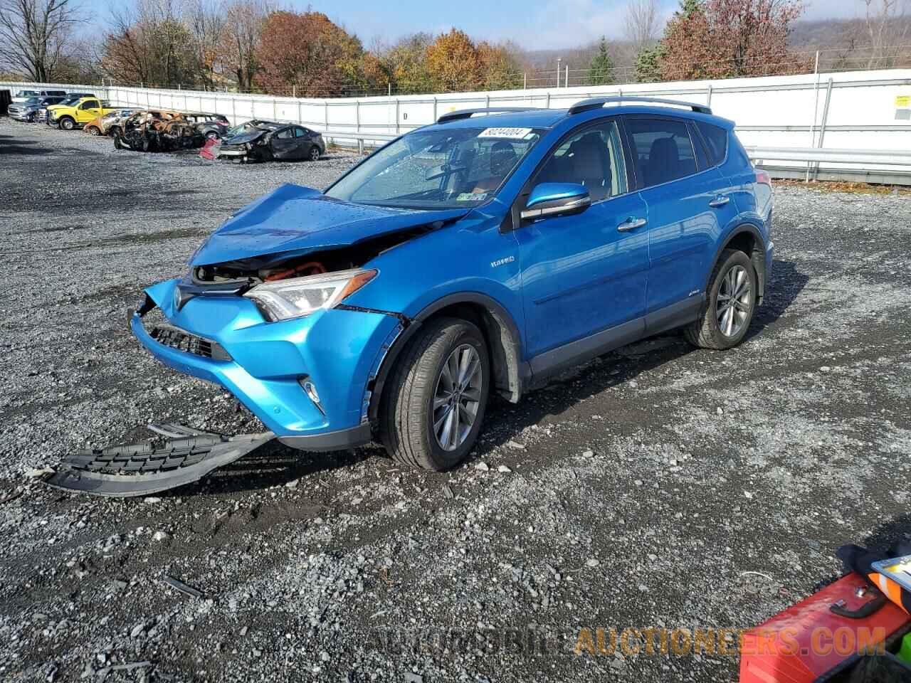 JTMDJREV6HD138976 TOYOTA RAV4 2017