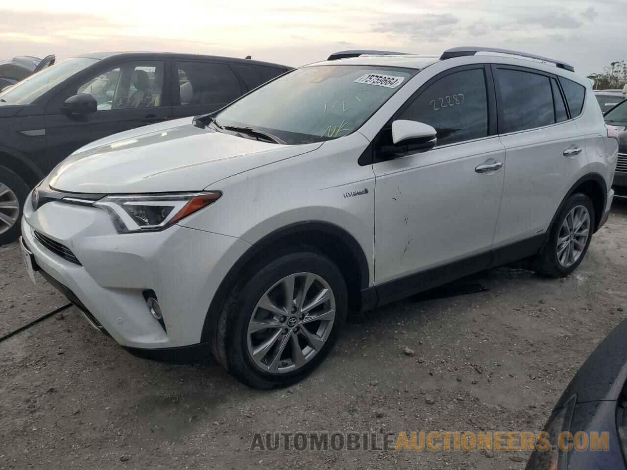 JTMDJREV7JD158000 TOYOTA RAV4 2018