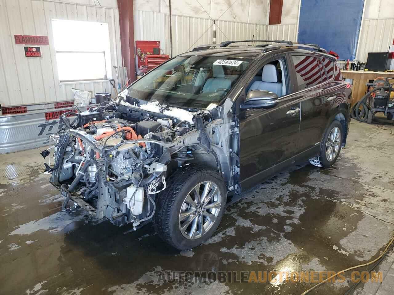 JTMDJREVXHD115264 TOYOTA RAV4 2017