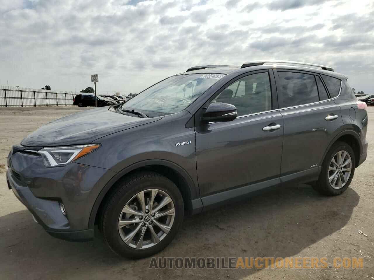 JTMDJREVXJD165135 TOYOTA RAV4 2018