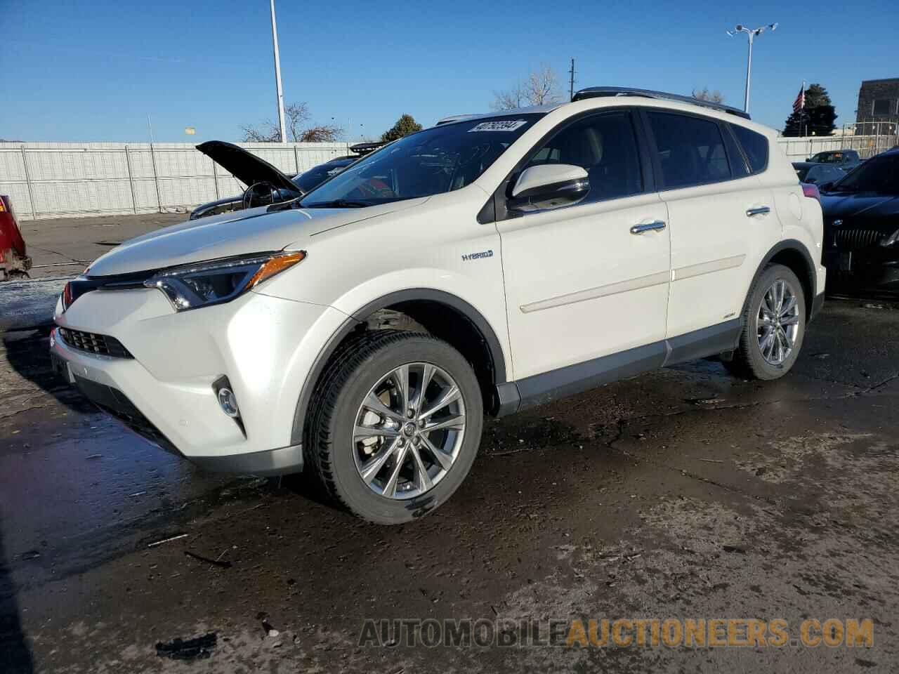 JTMDJREVXJD214754 TOYOTA RAV4 2018