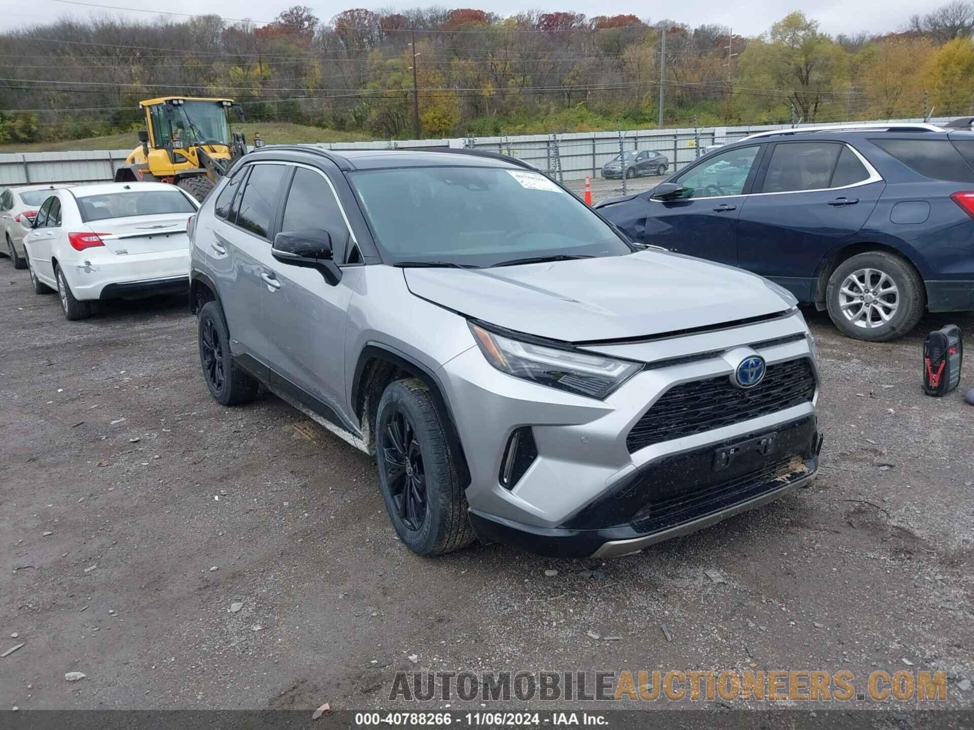 JTME6RFV2NJ015516 TOYOTA RAV4 2022