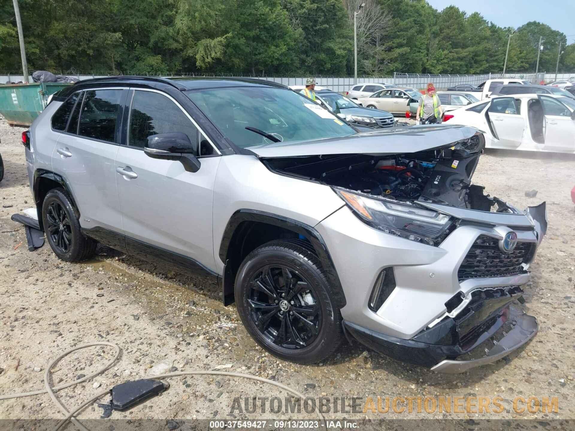 JTME6RFV9NJ018722 TOYOTA RAV4 2022