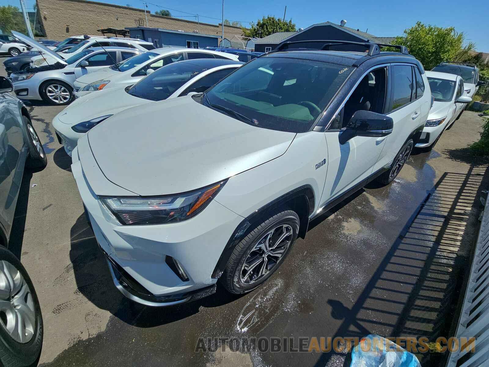 JTMEB3FV7RD190079 Toyota RAV4 2024