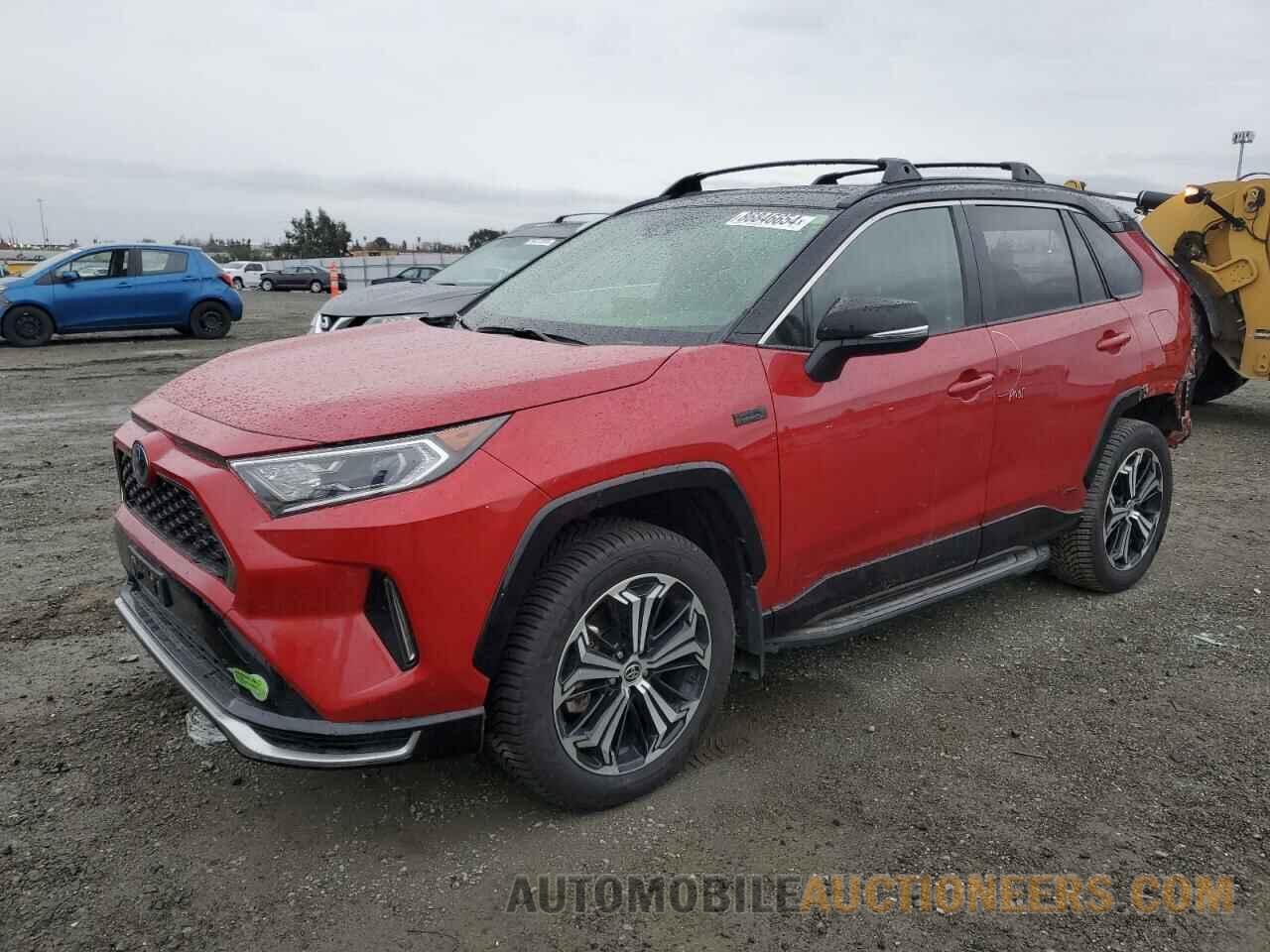 JTMEB3FV8MD051944 TOYOTA RAV4 2021