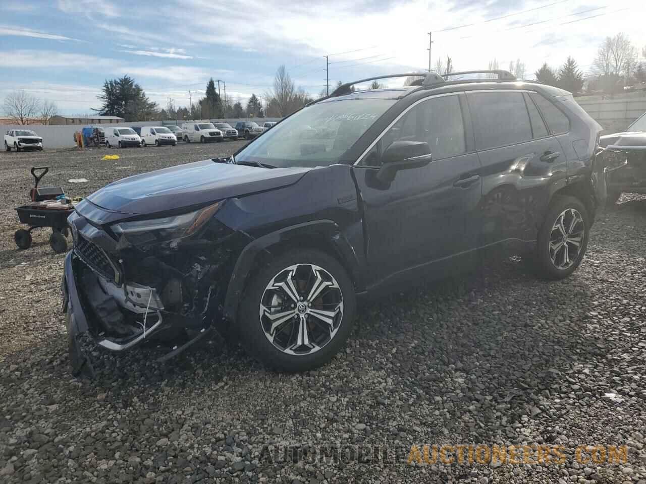 JTMEB3FV8PD113332 TOYOTA RAV4 2023