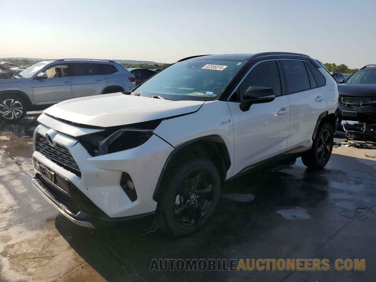 JTMEWRFV7KJ010002 TOYOTA RAV4 2019