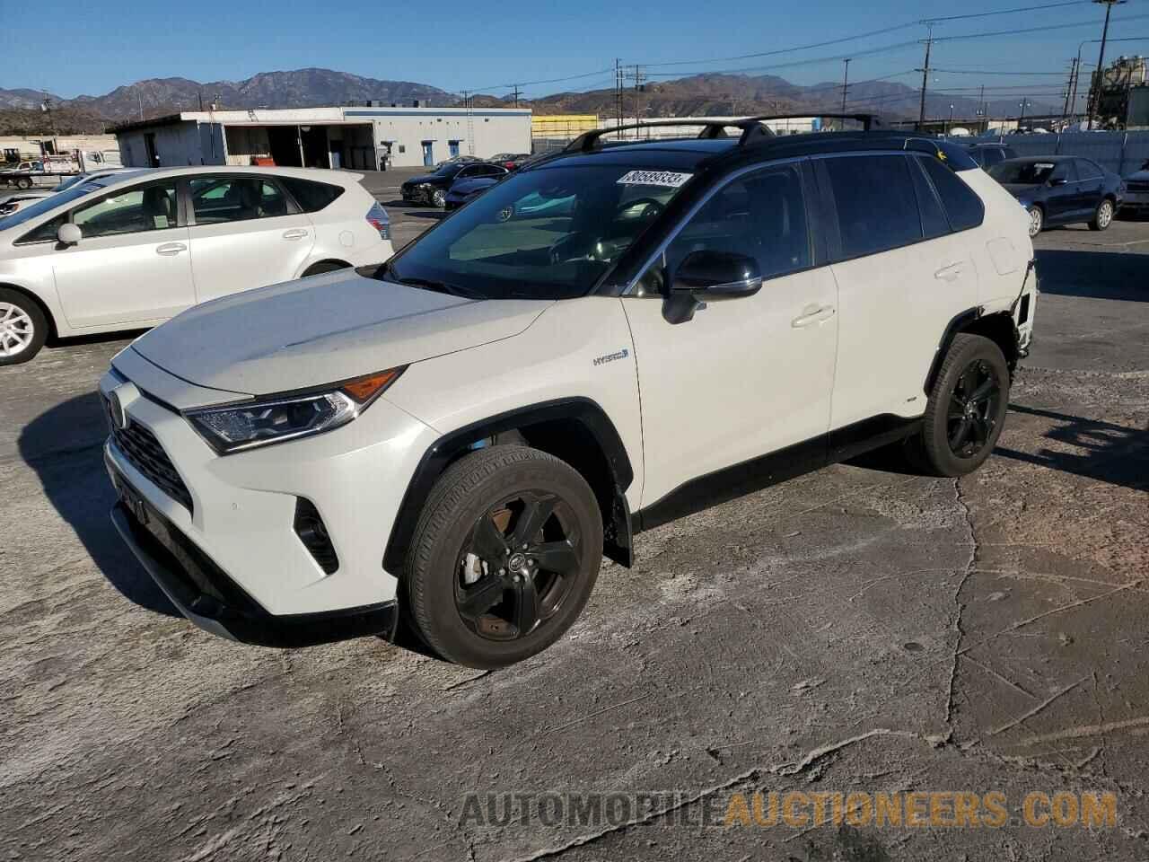 JTMEWRFV9KD518776 TOYOTA RAV4 2019