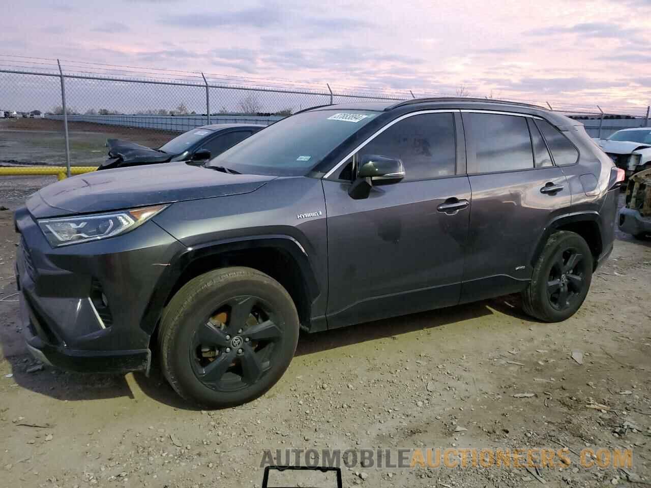 JTMEWRFV9LJ046002 TOYOTA RAV4 2020