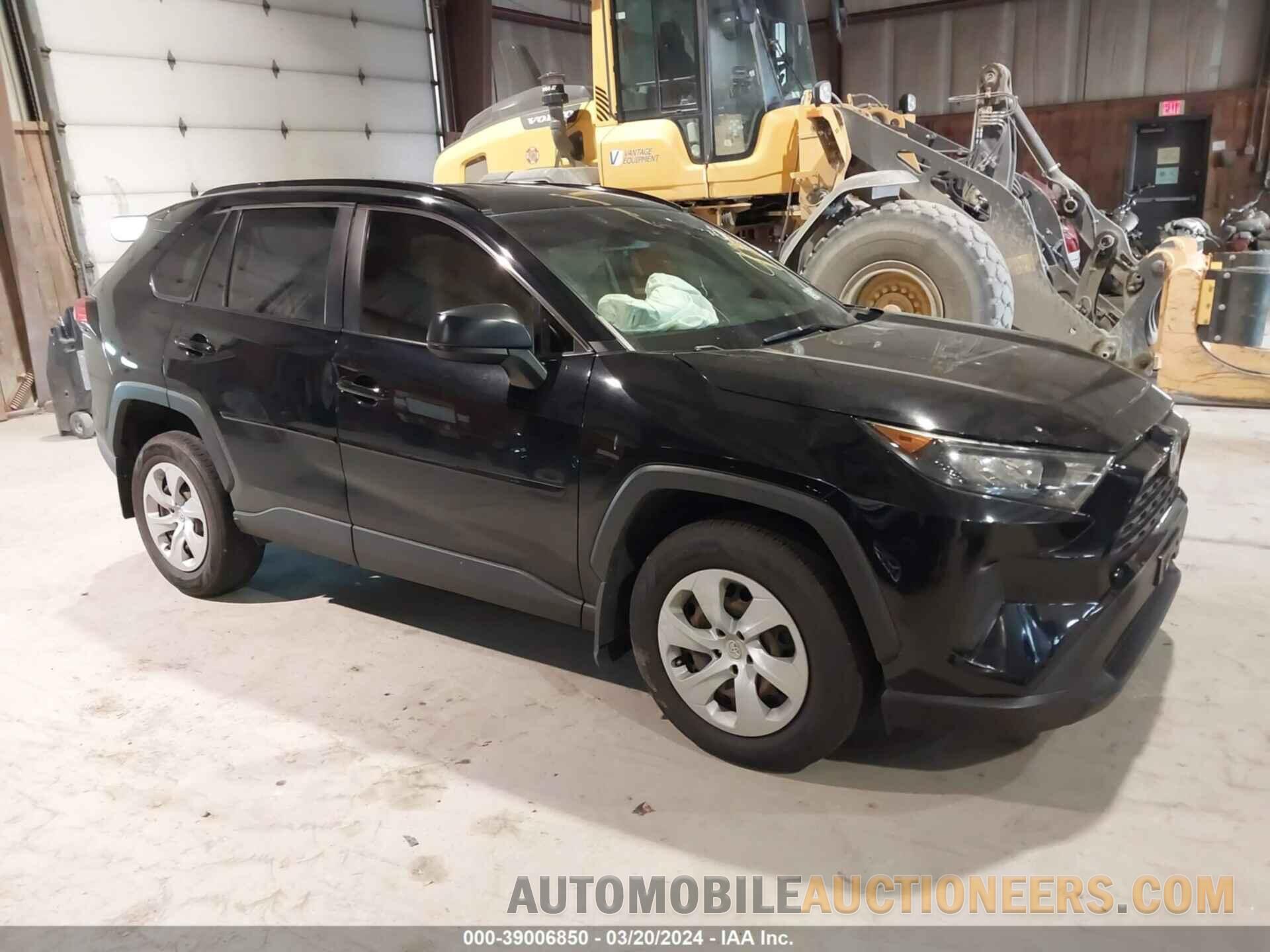 JTMF1RFV3KD517884 TOYOTA RAV4 2019