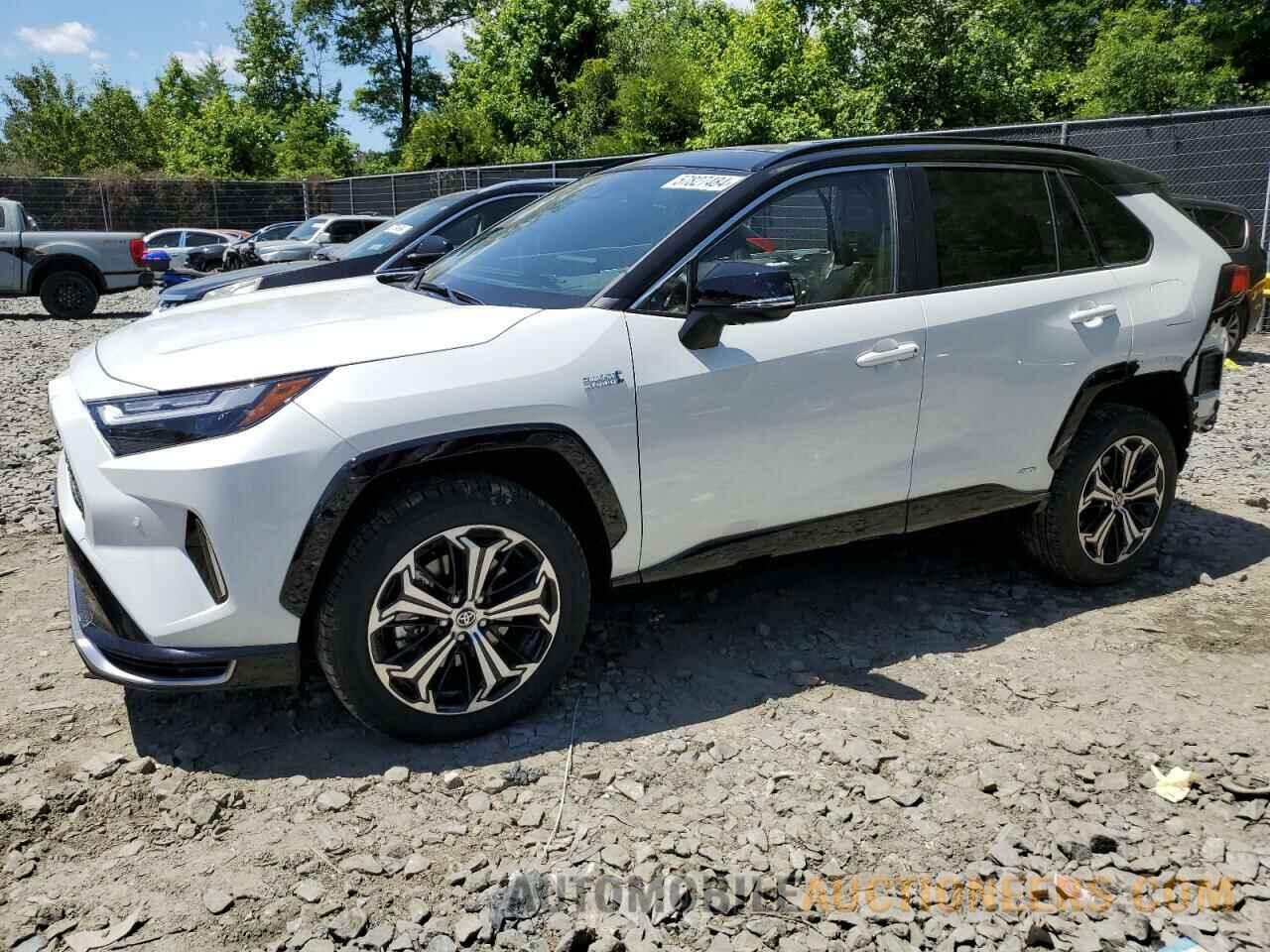 JTMFB3FV0RD182720 TOYOTA RAV4 2024