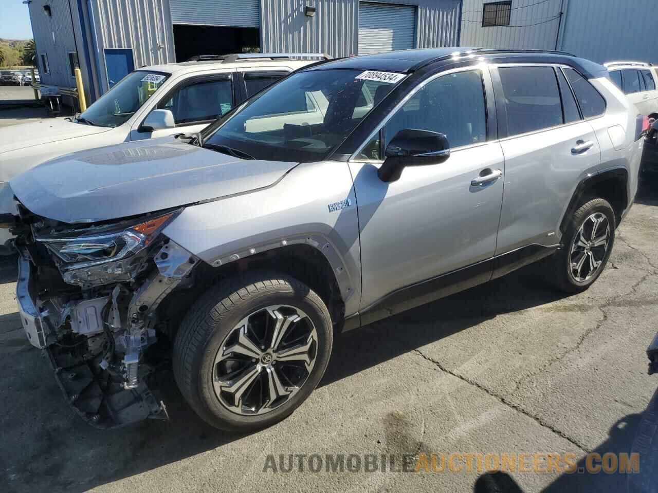 JTMFB3FV8MD013702 TOYOTA RAV4 2021