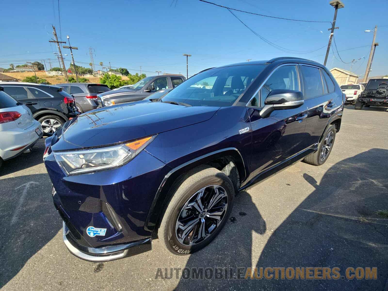 JTMFB3FV8MD015109 Toyota RAV4 2021