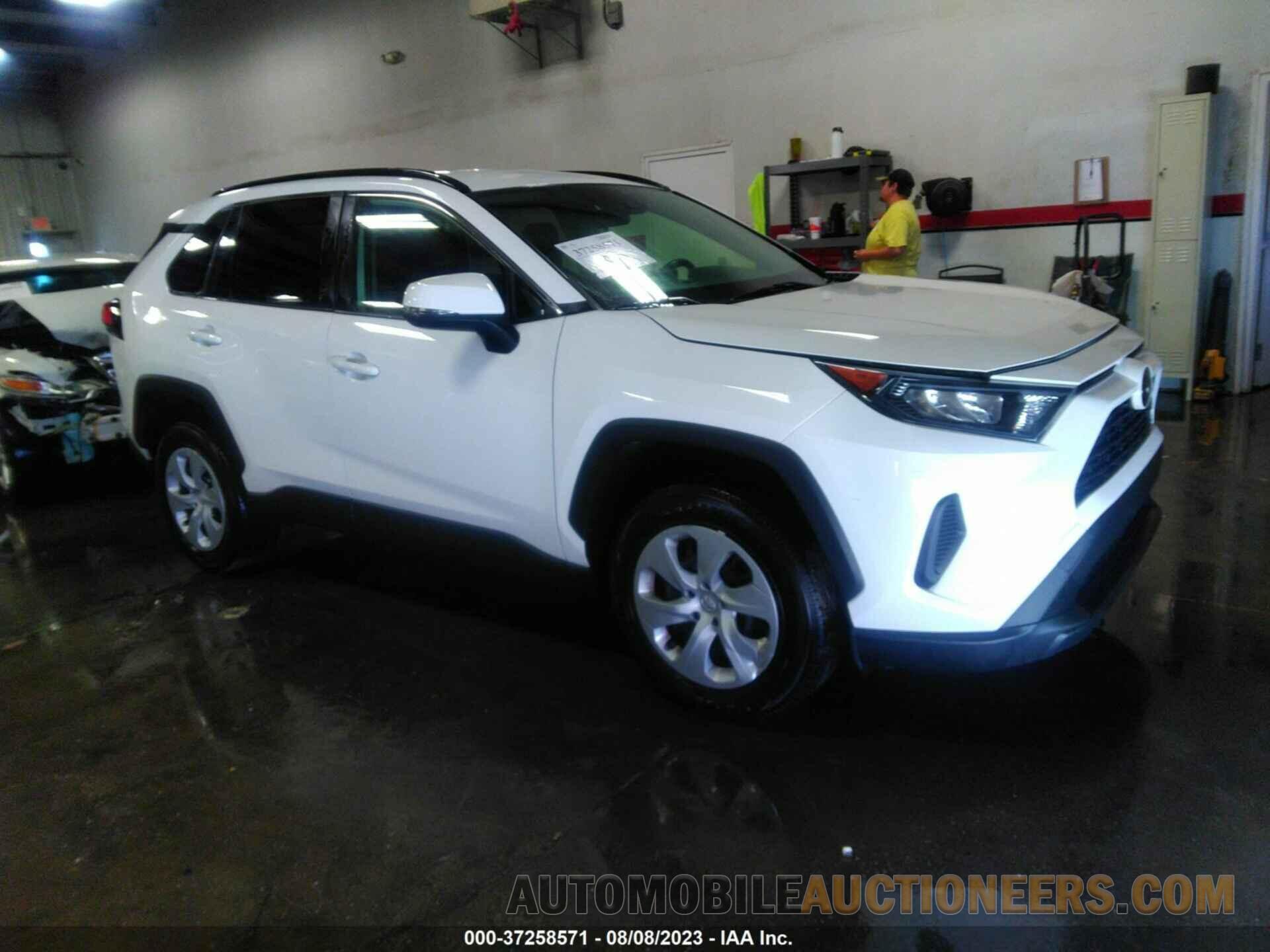 JTMG1RFV8KD020284 TOYOTA RAV4 2019