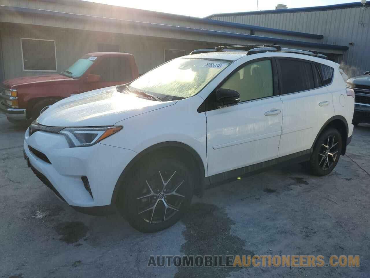 JTMJFREV3JD252590 TOYOTA RAV4 2018