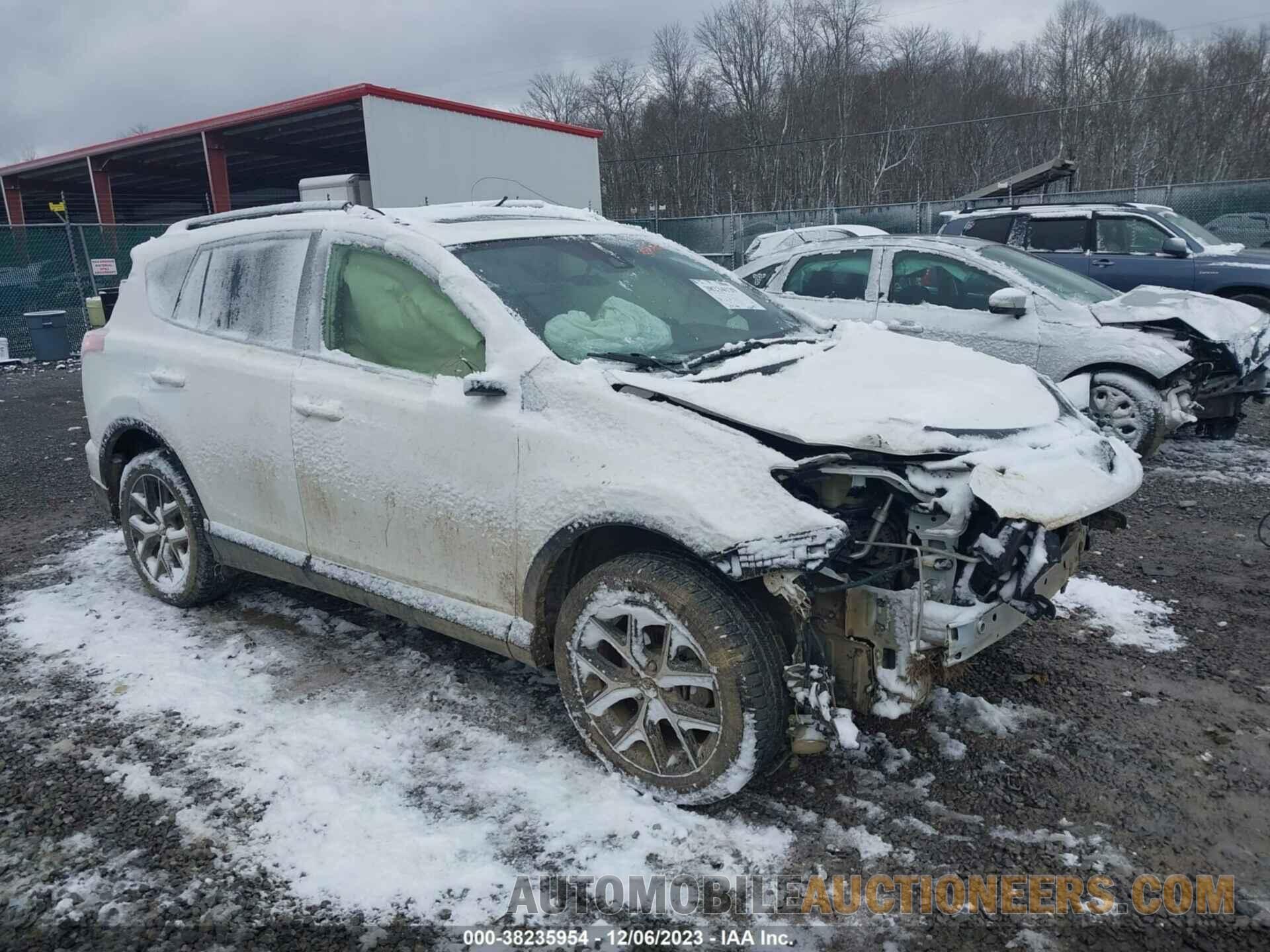 JTMJFREV4HJ706910 TOYOTA RAV4 2017