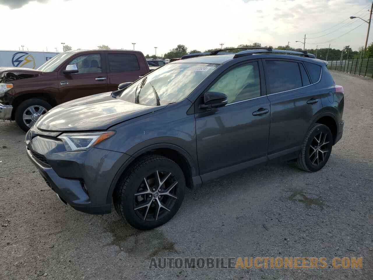 JTMJFREV5HD215664 TOYOTA RAV4 2017