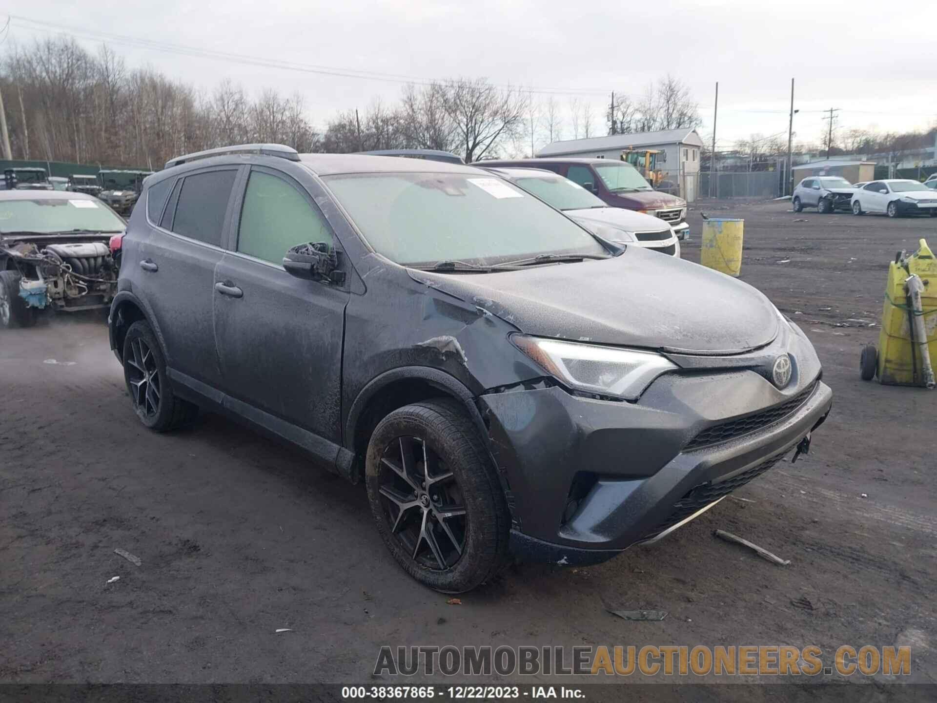 JTMJFREV6HJ700185 TOYOTA RAV4 2017