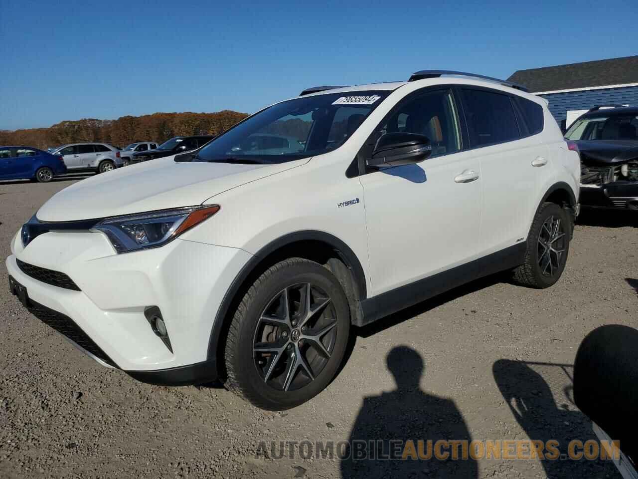 JTMJJREV8HD091727 TOYOTA RAV4 2017