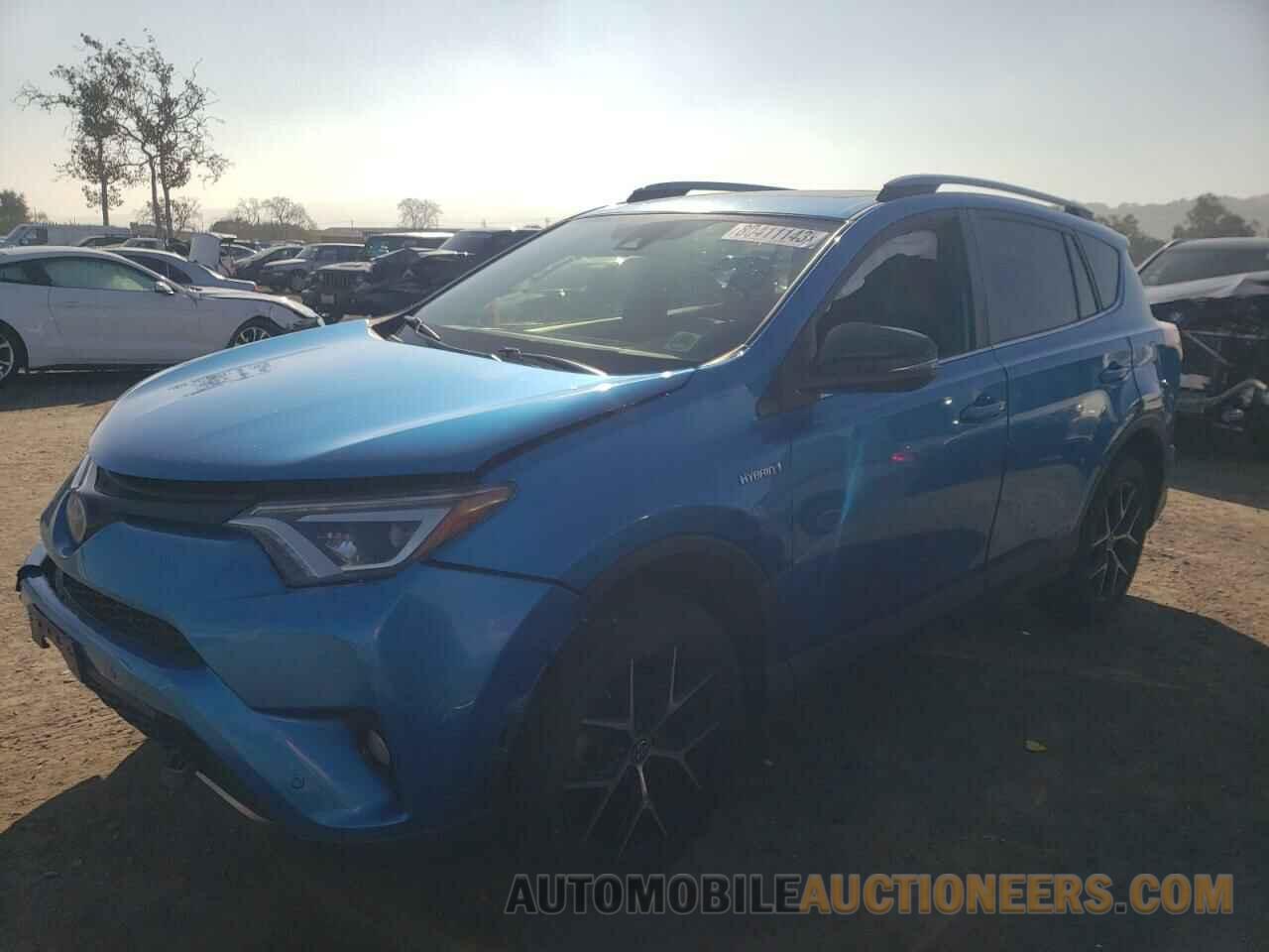 JTMJJREV8HD142255 TOYOTA RAV4 2017