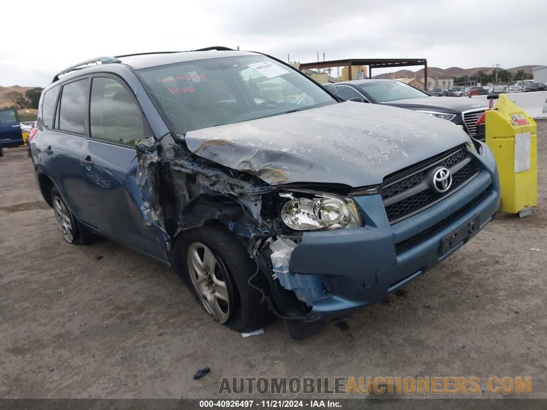 JTMKF4DV5C5045754 TOYOTA RAV4 2012