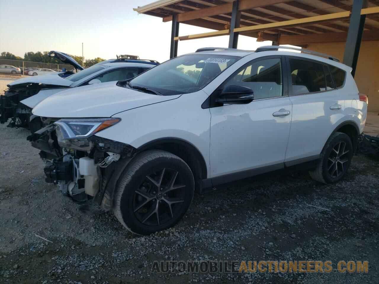 JTMNFREV5JD115880 TOYOTA RAV4 2018