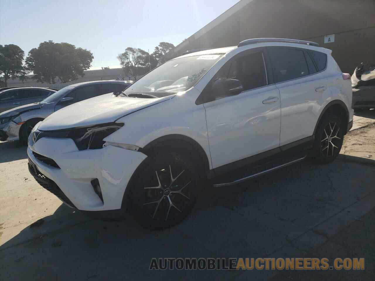 JTMNFREV6JJ749751 TOYOTA RAV4 2018