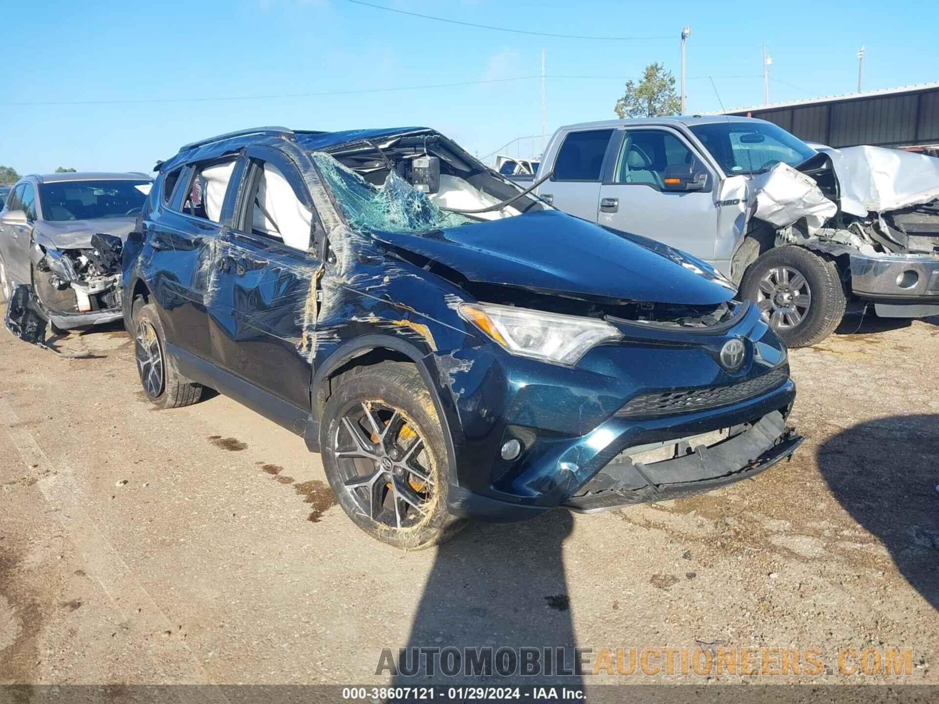 JTMNFREV8HJ717622 TOYOTA RAV4 2017