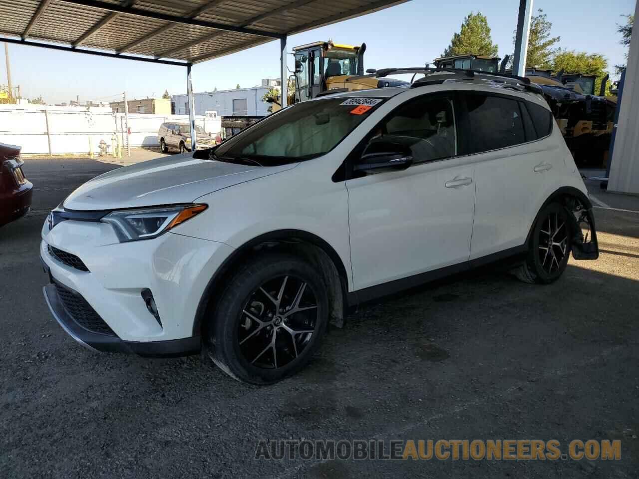 JTMNFREV9GJ072882 TOYOTA RAV4 2016