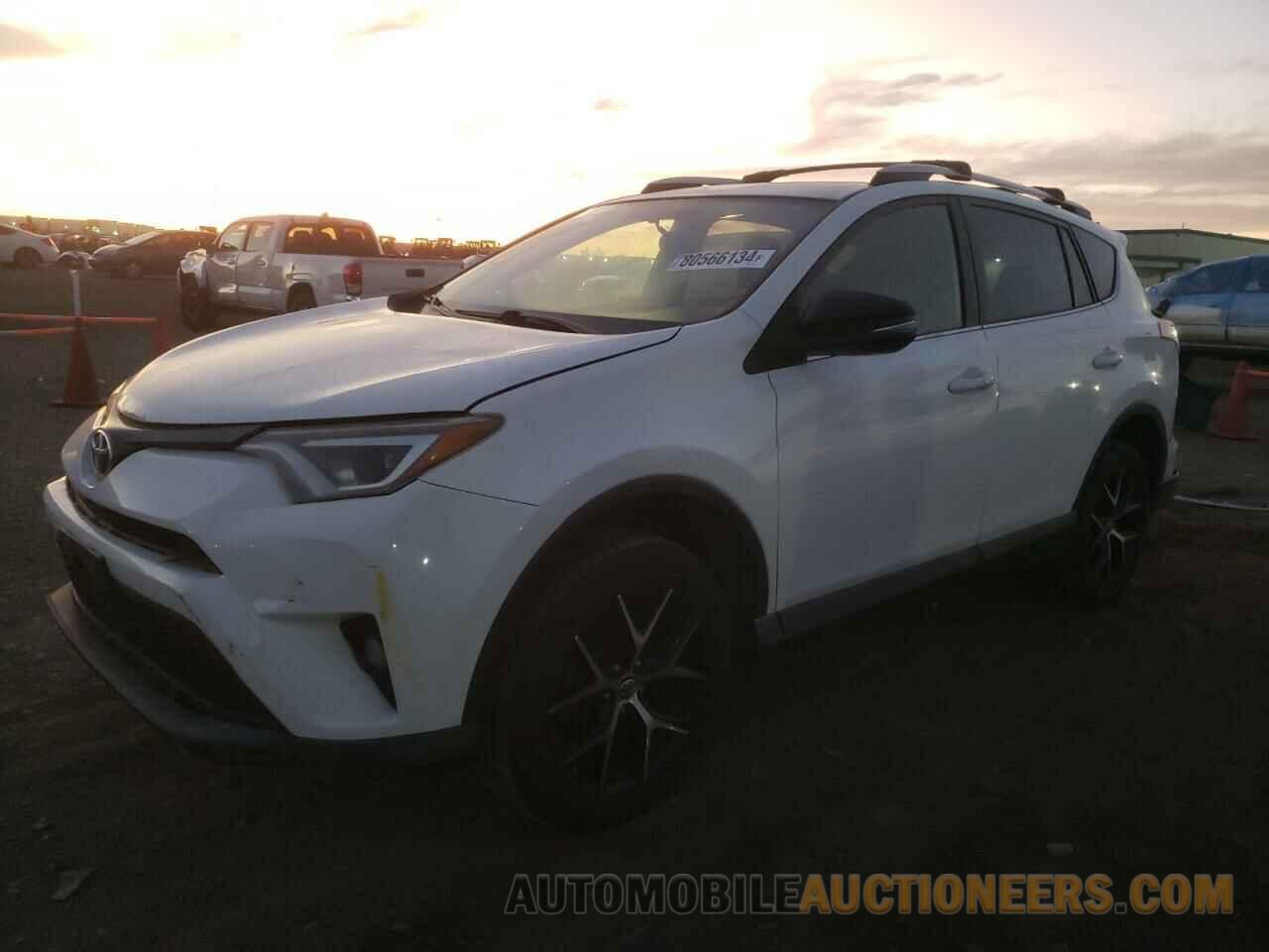 JTMNFREV9GJ073112 TOYOTA RAV4 2016