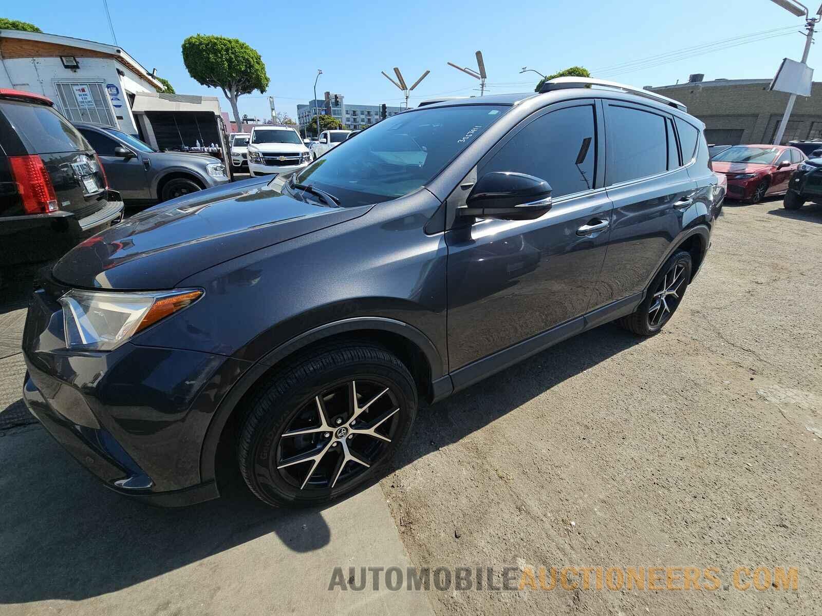 JTMNFREVXJJ189796 Toyota RAV4 2018