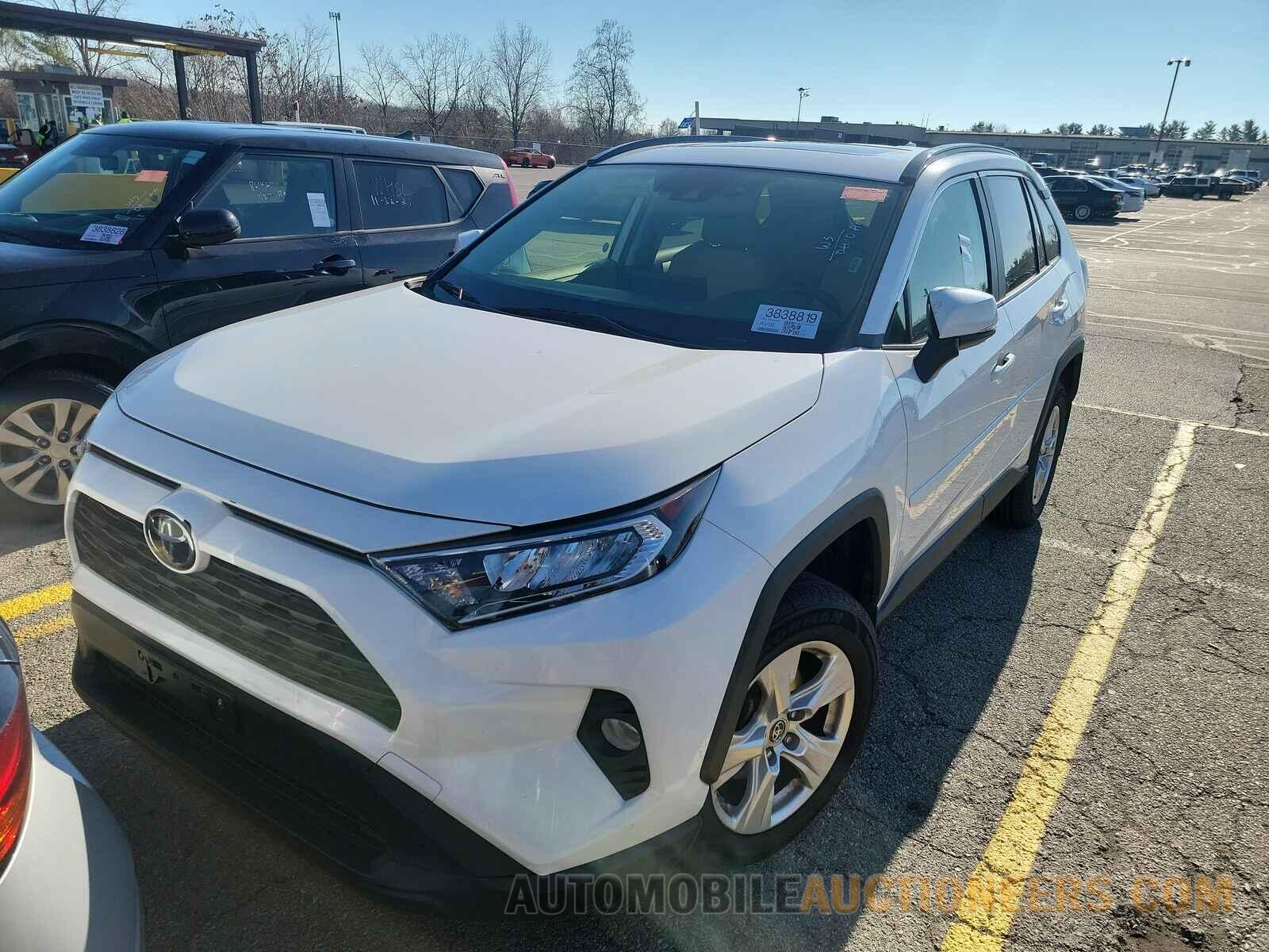 JTMP1RFV1KD005366 Toyota RAV4 2019