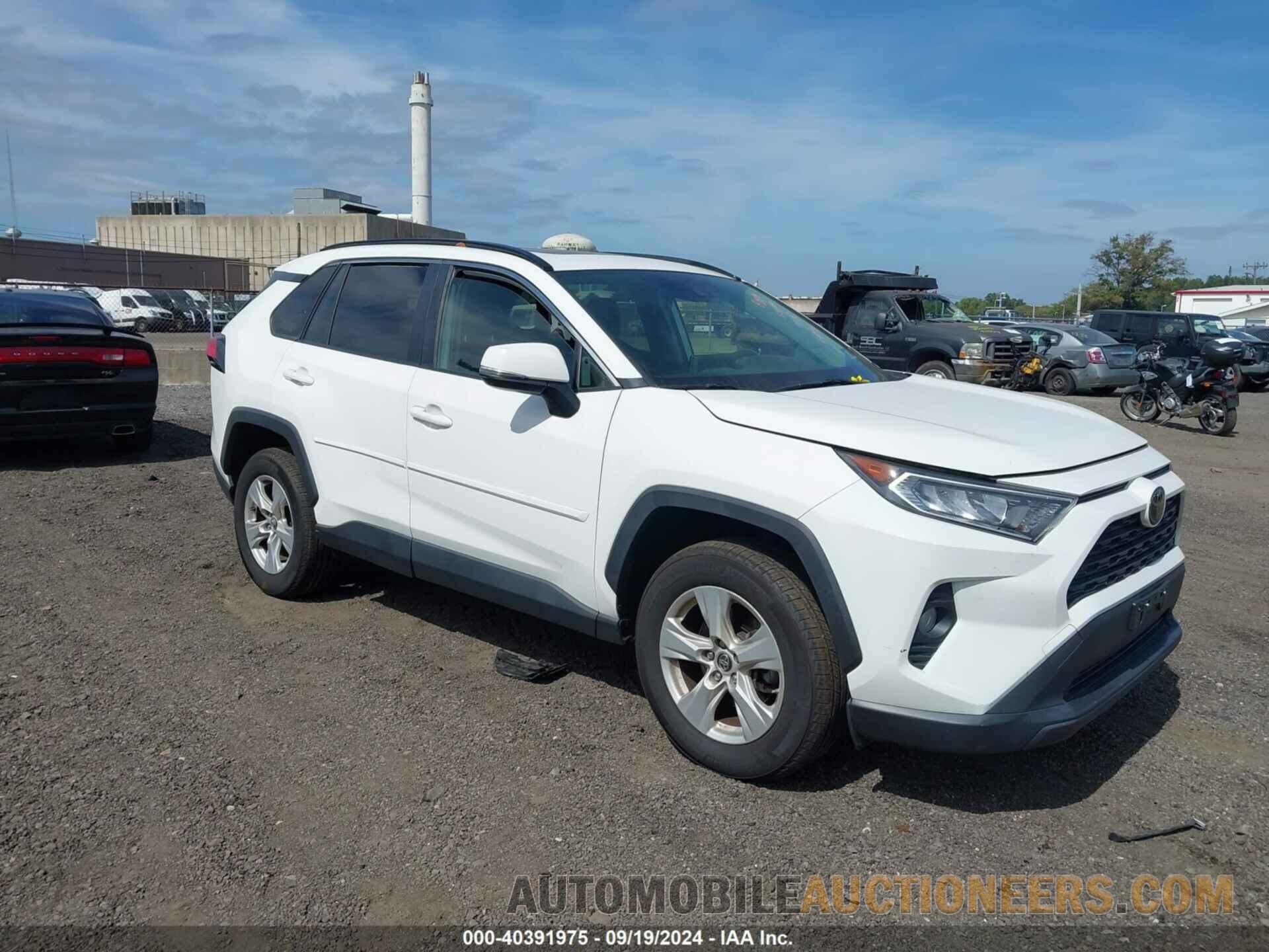 JTMP1RFV8KD022942 TOYOTA RAV4 2019