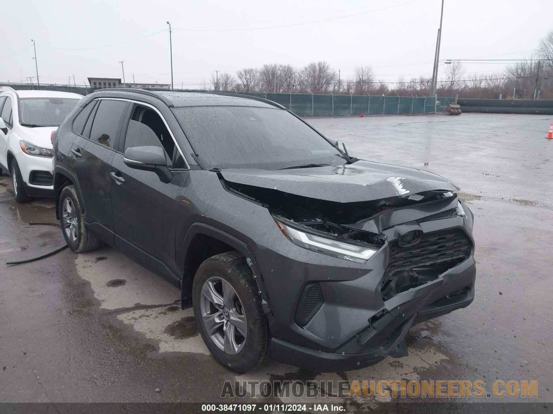 JTMP1RFV9NJ040484 TOYOTA RAV4 2022