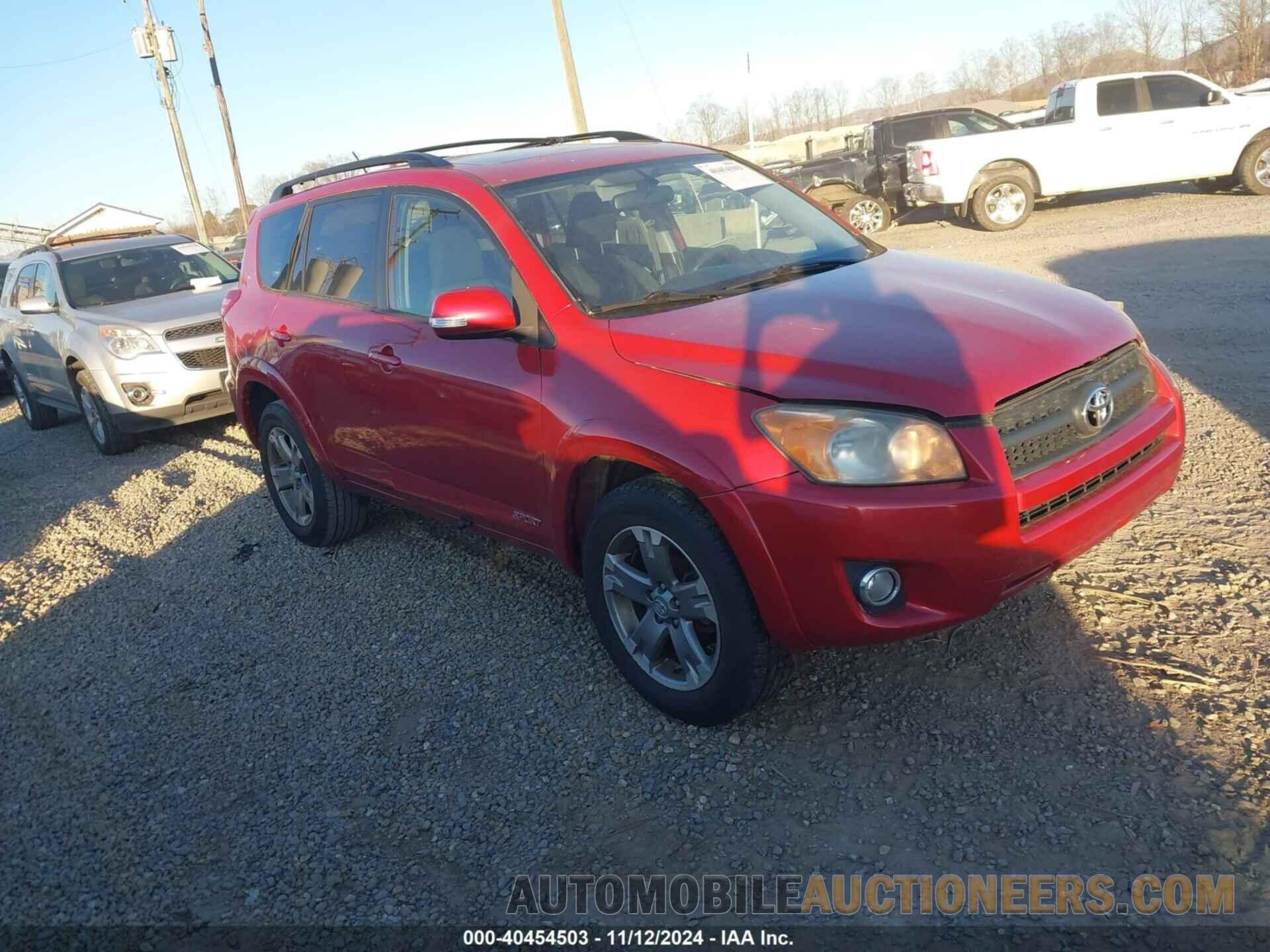 JTMRF4DV0B5040815 TOYOTA RAV4 2011