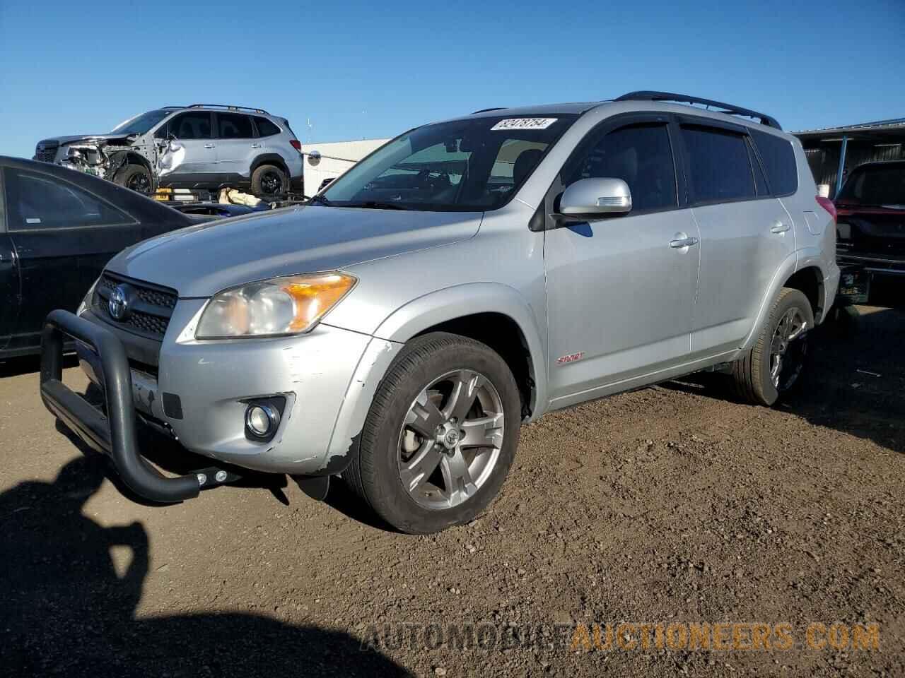 JTMRF4DV3B5038301 TOYOTA RAV4 2011