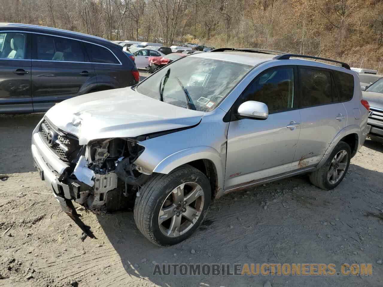 JTMRF4DV8B5048581 TOYOTA RAV4 2011