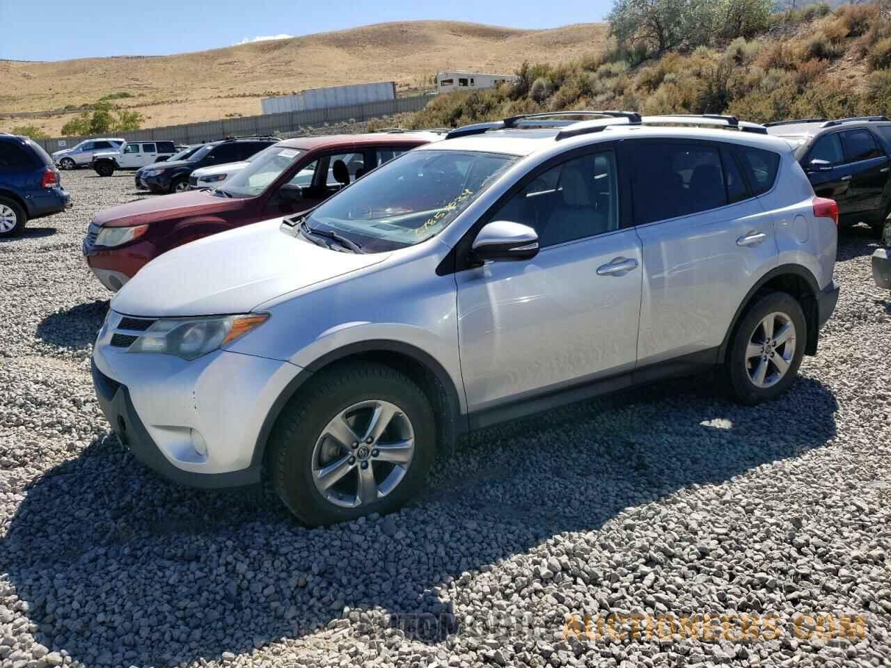 JTMRFREV0FD141540 TOYOTA RAV4 2015