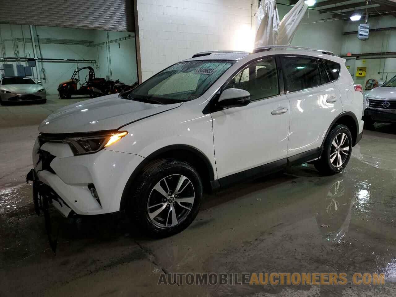 JTMRFREV0GJ102997 TOYOTA RAV4 2016