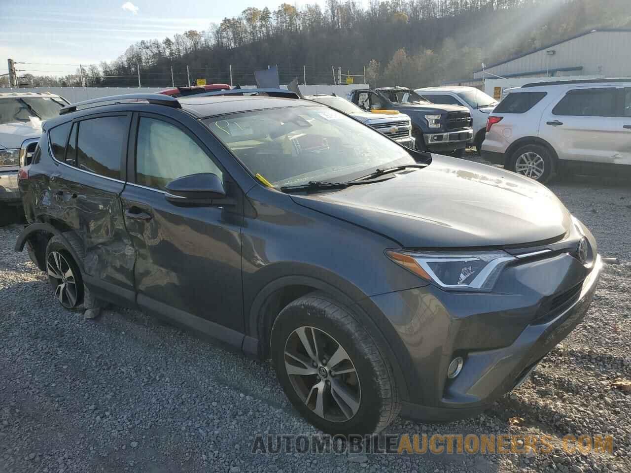 JTMRFREV0HD201481 TOYOTA RAV4 2017