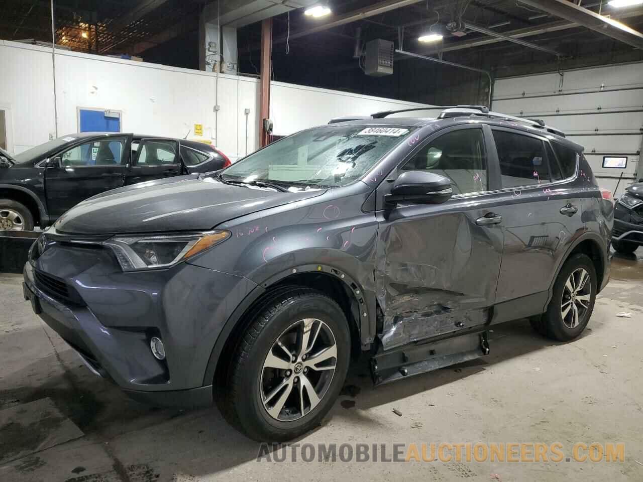 JTMRFREV0HD208401 TOYOTA RAV4 2017