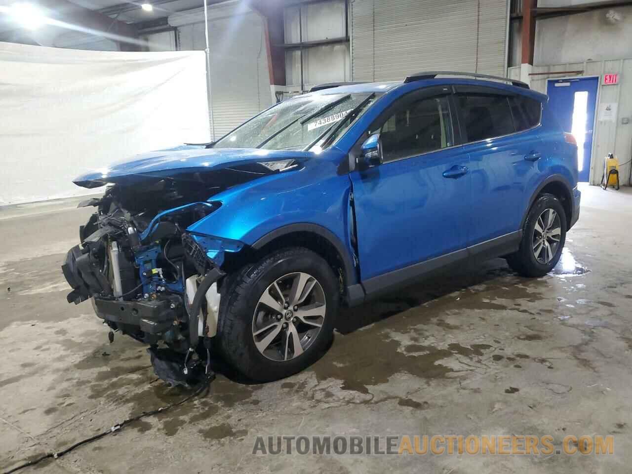 JTMRFREV0HD219155 TOYOTA RAV4 2017