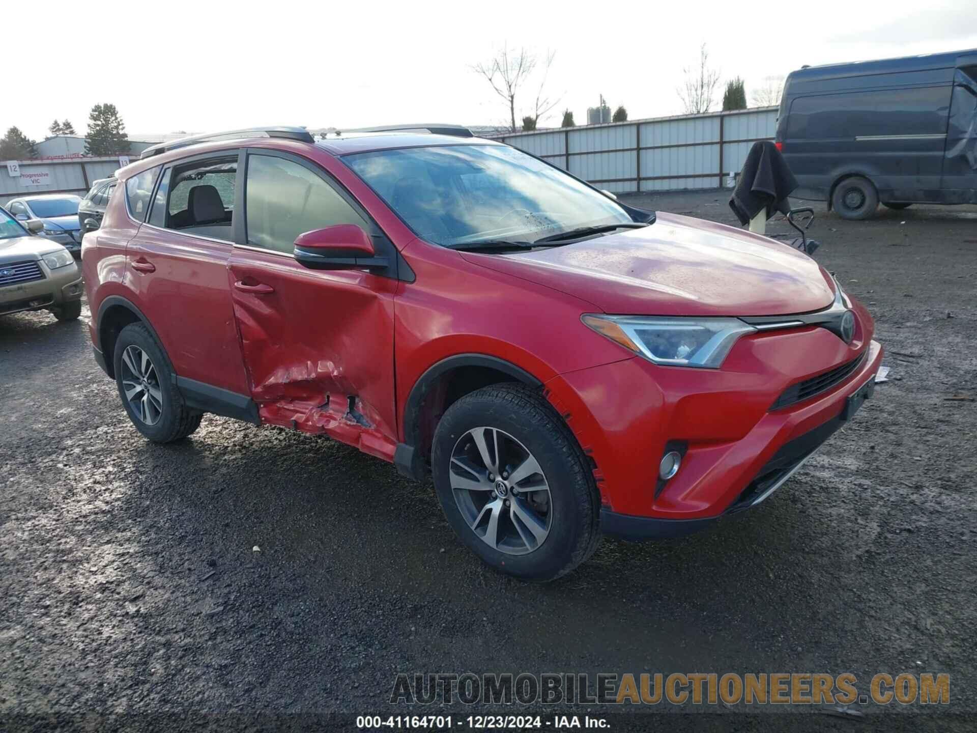 JTMRFREV0HJ138769 TOYOTA RAV4 2017