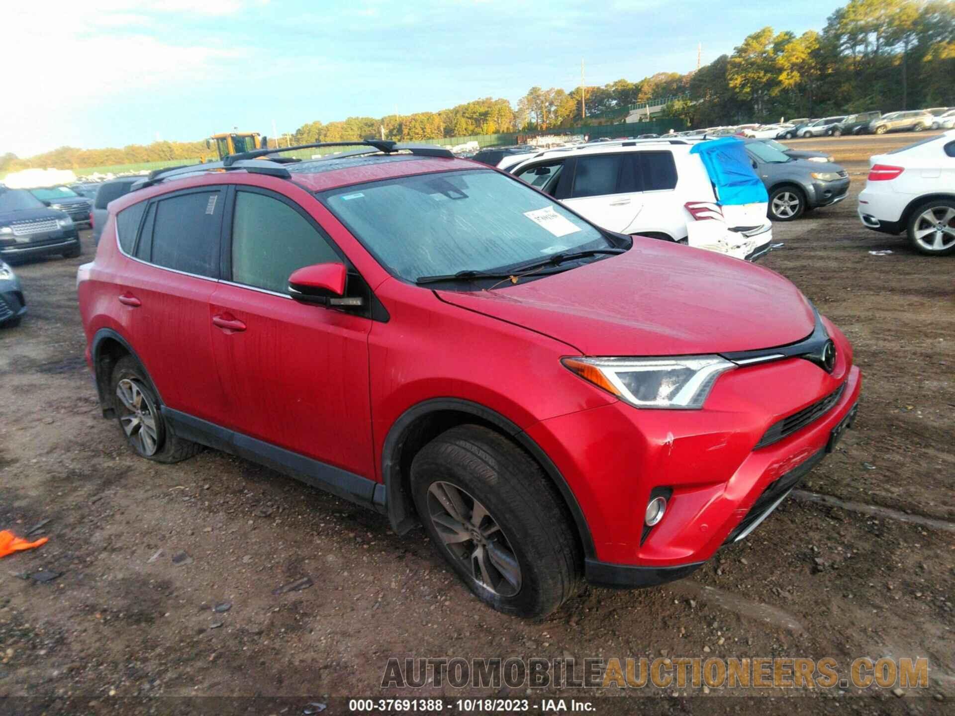 JTMRFREV0HJ160030 TOYOTA RAV4 2017