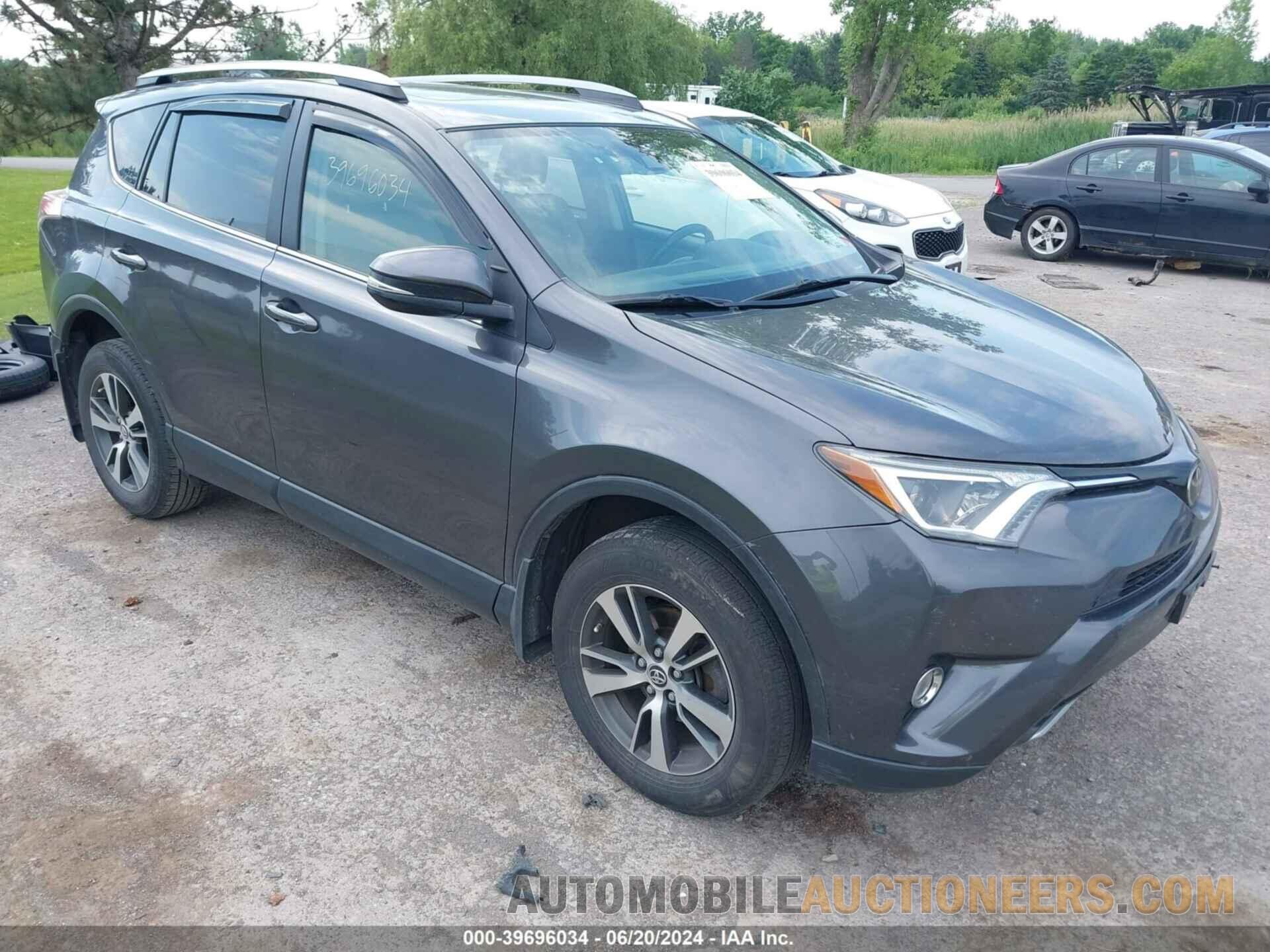 JTMRFREV0HJ164983 TOYOTA RAV4 2017