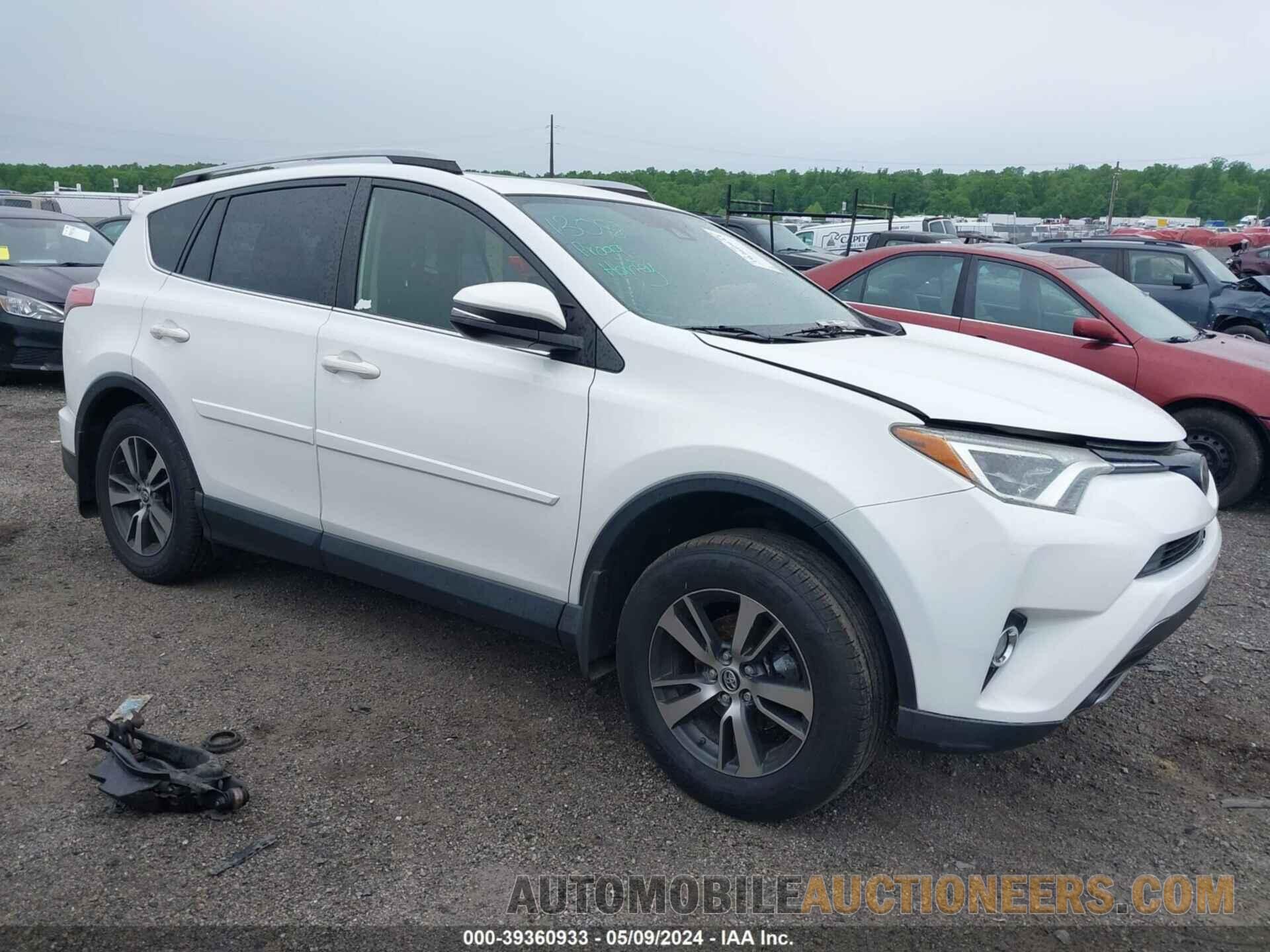 JTMRFREV0HJ174400 TOYOTA RAV4 2017