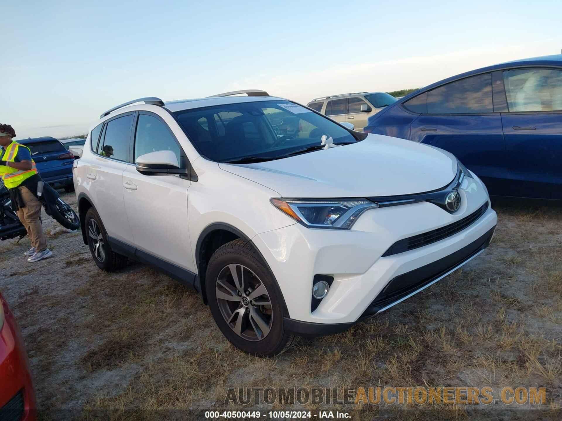 JTMRFREV0HJ710133 TOYOTA RAV4 2017