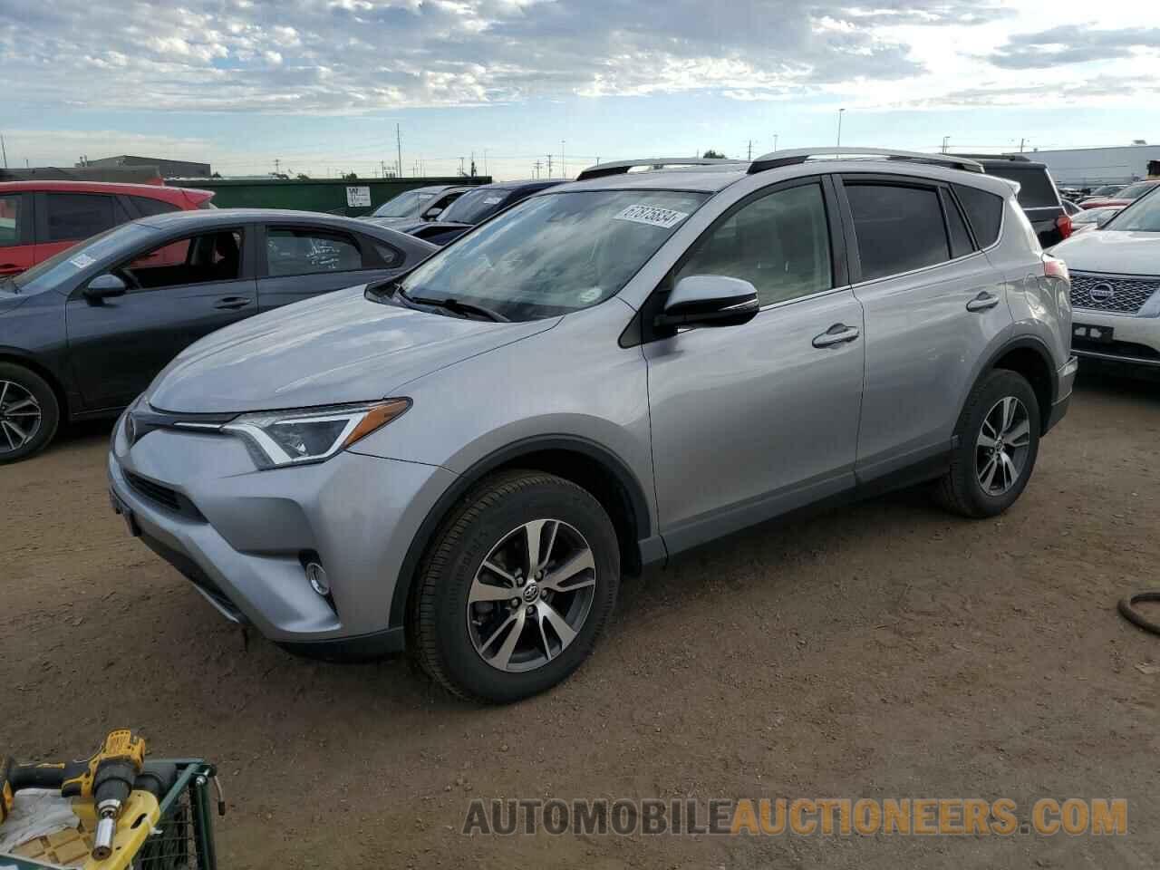 JTMRFREV0JD227794 TOYOTA RAV4 2018